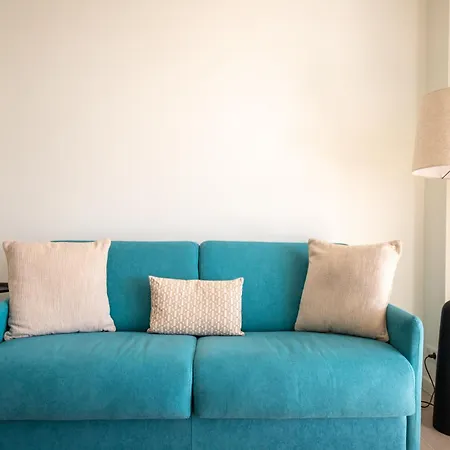 Modern 1-bedroom With Sea View On La Croisette Cannes